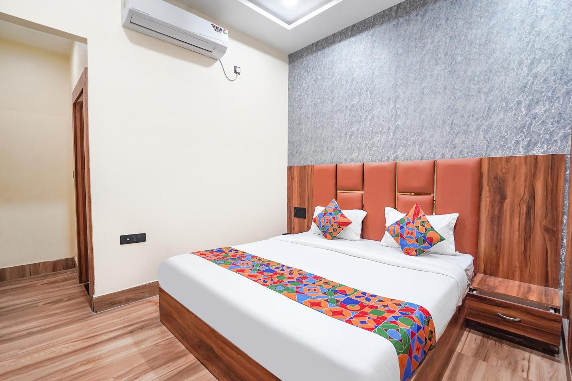 Fabhotel The Vrindavan Inn Exteriör bild